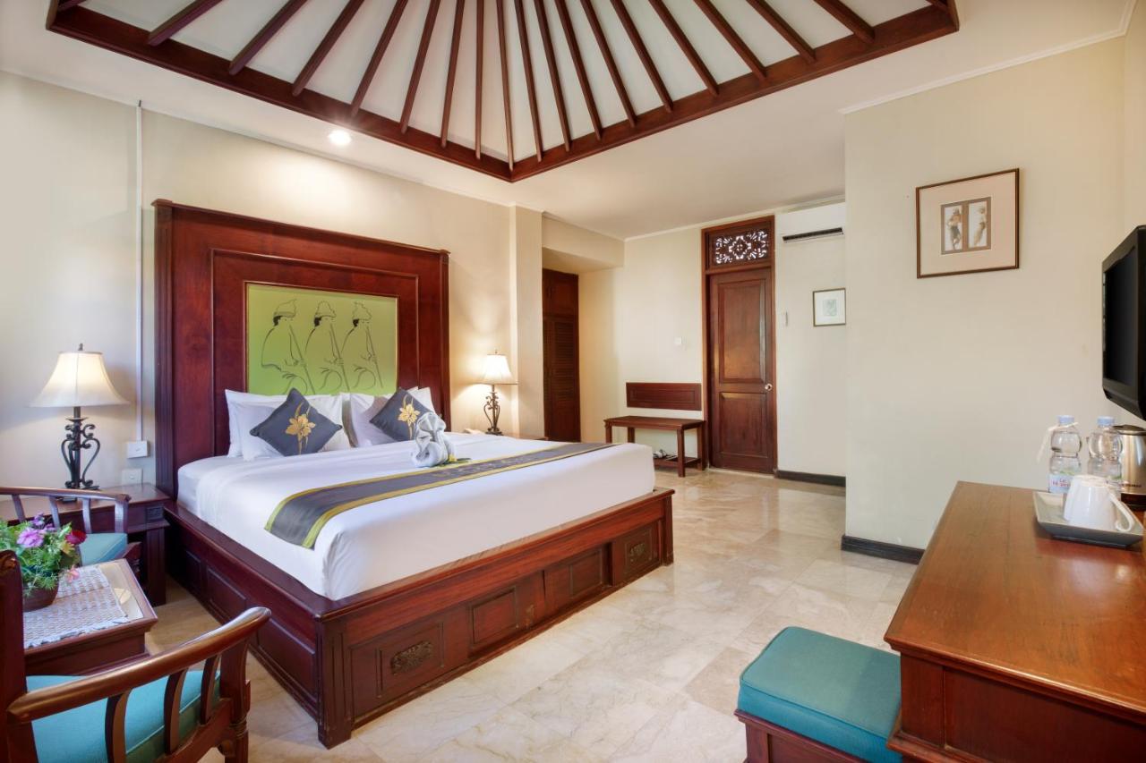Royal Hotel And Villa Bali Legian Exterior foto