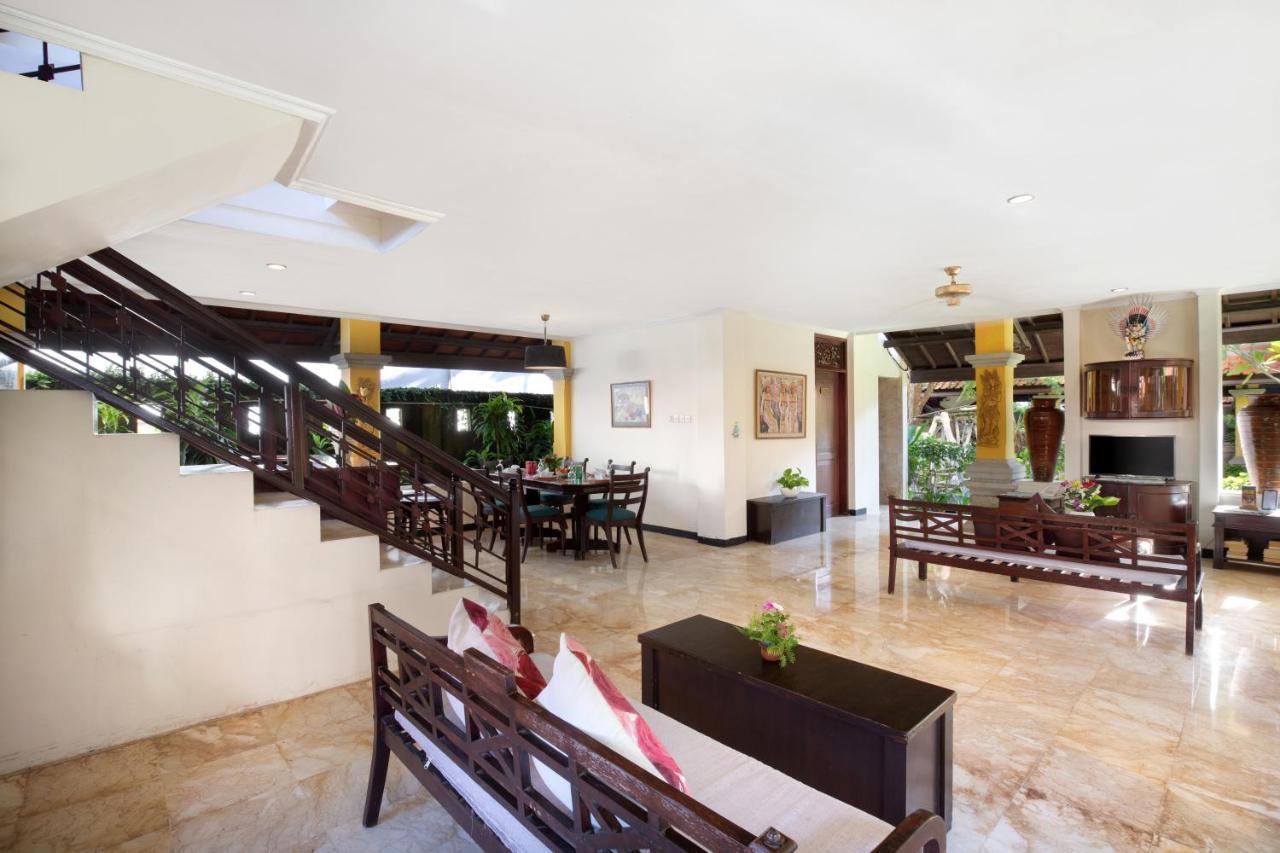 Royal Hotel And Villa Bali Legian Exterior foto