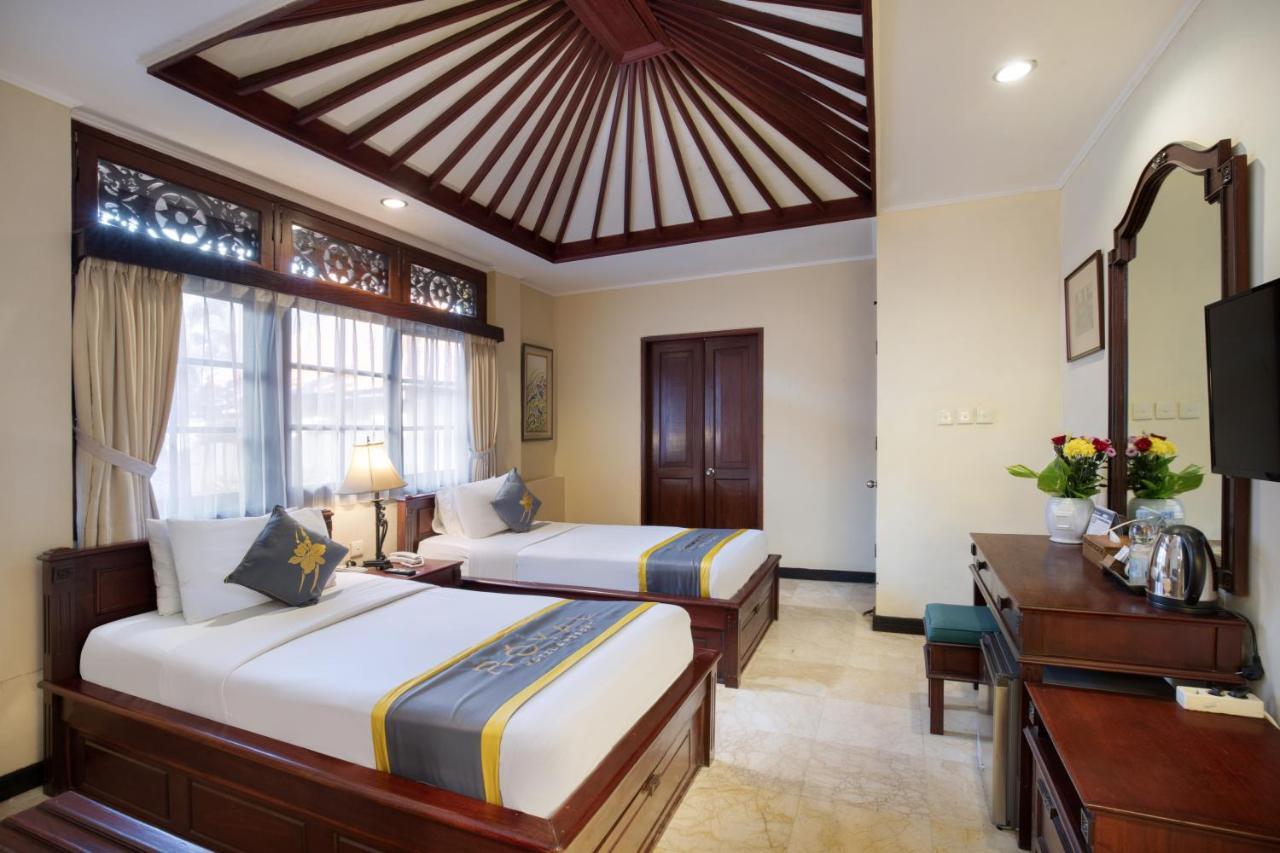 Royal Hotel And Villa Bali Legian Exterior foto