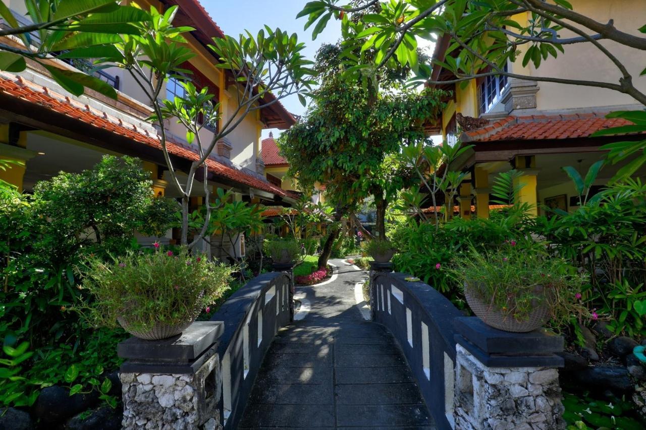 Royal Hotel And Villa Bali Legian Exterior foto